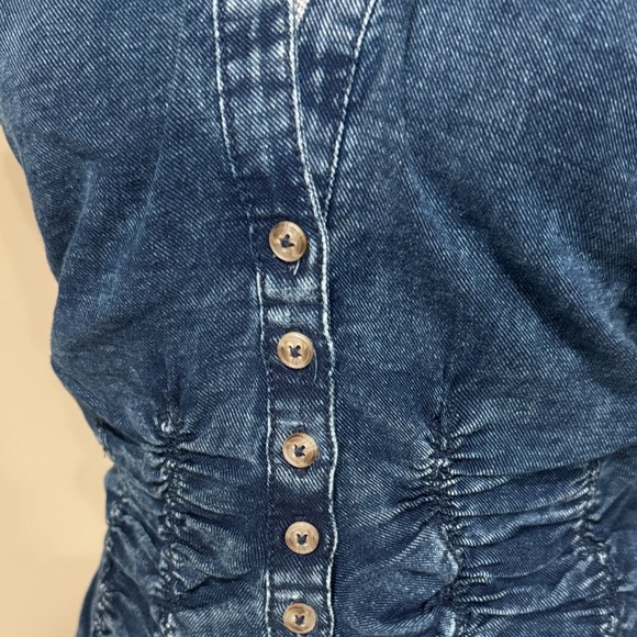 ANTHROPOLOGIE Denim Blue Women's Top Pilcro size M - Picture 9 of 10